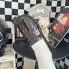 Zapatos de cuero para mujer Lolita JK 2026 otoño nuevos zapatos de uniforme punta cuadrada pequeña charol casual estilo japonés zapatos de vestir bajos