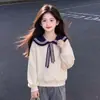 Outono de 2026 Sistema de Sal Moda Feminina Estilo Academia Versátil Cor Blocada Moletom com Gola de Marinheiro Jeans Retrô Conjunto de Duas Peças