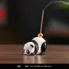 Adornos de Cerámica Pintados a Mano de Lindo Panda Rojo Creativo Mascota de Té para el Hogar Interior Portaincienso de Sándalo Portaincienso Portaincienso