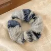 Anillo para el pelo de felpa grande para intestino grueso de otoño e invierno, banda elástica para el pelo de celebridad de internet coreana para mujer, cuerda para el pelo peluda de estilo invernal, diadema elegante