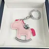 Chaveiro com pedras de strass em estoque, pingente de bolsa de cavalo "Fique Rico Rápido" em couro PU, balanço criativo e versátil para pendurar no Instagram no atacado