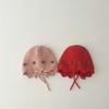 Gorros Coreanos para Bebé Qiunan Invierno 2026 Nuevo Estilo Ins Fresa Orejeras para Niñas Gorros de Lana para Bebé Venta al por Mayor