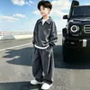 Conjunto Infantil Versión Coreana Primavera/Otoño 2026 Nuevo Estilo Sudadera Falsa de Dos Piezas para Niños Conjunto Deportivo Casual de Dos Piezas Moderno