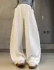 Pantalones de chándal casuales gruesos con forro polar de estilo retro americano para mujer, nuevo estilo Invierno 2025, diseño holgado, pantalones de pierna ancha de cintura alta para mujer