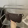 Bolso Cuadrado Pequeño Texturizado de Moda y Tendencia, Casual y con Estilo, Bolso de Hombro Chic y de Moda Nuevo para Primavera 2026