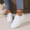 Otoño 2025 Nuevos Zapatos Planos Blancos de Encaje para Exportación Talla Grande para Mujer Zapatos con Paneles de Cuero Zapatos Casuales Negros para Estudiantes para Mujer