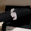 ¡Diseño retorcido bañado en oro! Anillo Geométrico Retorcido de Diamante Completo, Estilo de Nicho de Alta Gama, Anillo para el Dedo Índice, Joyería para Bodas y Banquetes