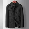 Chaqueta de plumas para hombre 2025 Otoño e Invierno 90% plumón de pato blanco Chaqueta de plumas cálida estilo camisa para hombres jóvenes y de mediana edad, a prueba de viento y resistente al frío