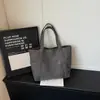 Bolsa de lona grande para mujer, nuevo estilo 2026, casual y a la moda, adecuada para la escuela, el trabajo y salidas en otoño
