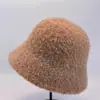 Chapéu de Pescador de Lã de Cordeiro para Outono e Inverno, Chapéu de Balde Pelúcia Versátil da Moda Japonesa, Quente e Resistente ao Frio, Emagrecimento Facial, Proteção para as Orelhas Chapéu de Balde