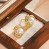 Pendientes Estilo Retro Hong Kong Otoño e Invierno Celebridad de Internet Pendientes de Lujo Ligero Gama Alta Oro Perla Pendientes Versátiles para Mujer