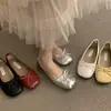 Bailarinas planas plateadas estilo coreano para mujer, nuevo estilo de hada primavera-verano 2026, con lazo, punta redonda, poco profundos, zapatos de noche