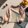 Camiseta de Manga Larga con Bloques de Color para Niñas, Primavera y Otoño, Cuello Redondo, Base de Algodón, Camiseta Superior para Exteriores con Contraste de Color Otoñal Estilo Coreano para Niños