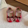 Zapatos de Cuero de Color Sólido para Niñas 2026 Nuevo Estilo Primavera y Verano Zapatos de Cuero Lindos con Lazos para Niños Zapatos Planos de Moda de Princesa