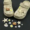 Accesorios Florales Perforados 3D Estilo Océano Iridiscente para Zapatos Desmontables Lindos Decoración de Estrella de Mar, Concha, Delfín Hebilla de Zapato Mayoreo