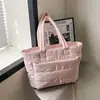 Nova Bolsa Tote Simples Estilo Comércio Exterior para Mulheres, Bolsa de Mão Grande Capacidade para o Dia a Dia, Bolsa de Ombro Leve em Tecido de Nylon para Estudantes Universitários