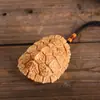 Cipreste Taihang é Rico em Madeira de Casco de Tartaruga, Artesanato Finamente Esculpido e Máquinas de Pendurar