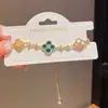 Pulsera Deslizante de Flor de Acetato con Circonita Estilo Francés, Pulsera de Lujo Ligero de Gama Alta, Joyería Dulce Exquisita y Versátil para Mujeres