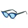 Óculos de Sol Cat-Eye Europeus e Americanos de Moda Transfronteiriços para Mulheres com Cantos Afiados, Óculos de Sol Decorativos Estilosos e de Alta Qualidade para Festas Hip-Hop
