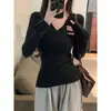Suéter de tricô estilo coreano com decote V e mangas compridas para mulheres, outono e inverno, estiloso e de caimento justo, adequado como camada base, top elegante