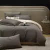 Clase de Lujo Ligero Pluma Cero Aire Cepillado Cuatro Piezas Otoño e Invierno Cálido Funda de Edredón Sábanas Terciopelo Doble Cara Ropa de Cama