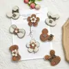 Novos Acessórios de Moda Elegantes Outono e Inverno Cor Bege Laço Tridimensional Coelho Urso Flor Peças DIY Feitas à Mão
