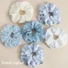 Diadema de pelo de gran tamaño con rayas plisadas azul claro para coleta estilo coreano suave ambiente perezoso accesorio de tela para el pelo