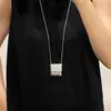 Pingente de Bolsa Tecida Coreana Colar Longo Vintage Luxo Leve Design Simples Versátil Corrente de Suéter de Alta Qualidade