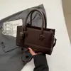 Nova Bolsa de Mão Quadrada Pequena Vermelha Texturizada de Alta Qualidade Coreana de Nicho para Mulheres 2025, Bolsa de Ombro e Transversal Versátil da Moda