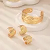 Amazon Europa y América Venta Caliente Pulsera Anillo Pendientes Sencillos Elegantes Traje Diseño Incrustado Sentido de la Moda Simple Para Combinar con Todo