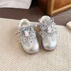 Zapatillas Deportivas para Niñas 2026 Primavera y Otoño Nuevas Suela Suave Antideslizantes Zapatillas de Correr con Lazo para Niños Mayores Tenis Casuales