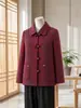 Nueva colección de primavera y otoño de tops elegantes, cortos y casuales para mujeres de mediana edad y mayores, con un patrón de jacquard y cuello de solapa, disponibles en tallas grandes.
