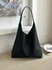 2026 Verão Nova Bolsa Tote Elegante com Uma Alça Personalidade Fashionável Tendência Casual Nicho Grande Capacidade