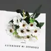 Flores Artificiais Sakura Crisântemo Flores Artificiais para Engenharia Externa Enfeites para Sala de Estar Adereços de Fotografia Flores para Decoração de Casamento Fabricante Venda por Atacado