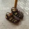 Sandálias Birkenstock de Metal Vintage com Rebites e Couro Fosco para Crianças - Verão 2026