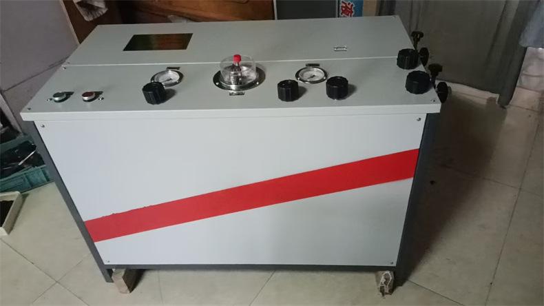 AE102a氧气充填泵