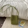 Moda Femenina Verano 2026 Transfronterizo Patrón Tejido Hueco Bolso Pequeño Casual Mini Bolso Cruzado para Hombro para Teléfono Moderno