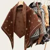 Xale Triangular Dupla Face Duas Cores Retro Coreano Cachecol de Inverno Quente Simples Versátil Peça de Roupa Externa Cachecol Aquecedor de Pescoço Feminino