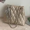 Bolso Acolchado con Cadena de Moda Versátil para Mujer 2026 Nuevo Modelo de Gama Alta Versátil para el Trabajo Bolso de Hombro Cruzado Tote