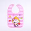 Pequeno portátil EVA produtos para bebês cartoon à prova d'água tridimensional saco de jantar bebê babador de saliva anti-incrustante em torno do lote local