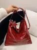Bolsa Hobo de Couro Bovino de Primeira Camada Tingido Naturalmente para Axila Modelo Novo 2025 Grande Capacidade Couro Genuíno Ombro Transversal Feminina