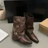 Botines de punta, plisados, para mujer, nueva colección otoño/invierno 2026, con hebilla de cinturón, tacón grueso, longitud hasta media pantorrilla, versátiles y estilizan, botas de montar