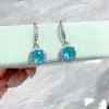 Aretes Vivos de Cuatro Garras para Mujer, Pendientes de Gancho de Moda con Diseño de Nicho, Aretes Redondos de Circonita para Mujer, Soporte para Suministro Transfronterizo