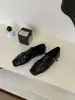 Sandalias Mary Jane de Tejido Hueco Retro Francés para Mujer 2026 Primavera Verano Nuevos Zapatos de Correa Única con Suela Suave para Mujer