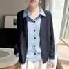Novedades de otoño: camisa de manga larga para mujer, a la moda y adelgazante, con un diseño de dos piezas simulado, que presenta un patrón de rayas patchwork juvenil y elegante
