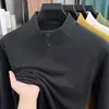 Moda Otoño/Invierno 2026 Nueva Sudadera de Manga Larga para Hombre con Cuello Alto Elegante Casual Versátil Color Sólido Capa Base Tendencia
