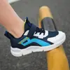 Sapatos Infantis 2026 Verão Novidades para Crianças de Meia-Idade e Mais Velhas Tênis Esportivo Infantil Malha Única Respirável Tênis Casual de Corrida para Meninos Modernos