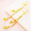 Pendientes Europeos Sexy y Elegantes de Estilo Coreano para Mujer con Borlas Grandes y Diseños de Hojas, Joyería Dulce de Hoja de Arce en Oro de Arena Vietnamita