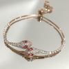 Livro Vermelho Pequeno 2023 mesmo estilo olhos cor de rosa zircônia pulseira de cobra feminina ins pulseira de moda de luxo leve