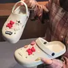 Sandalias ligeras antideslizantes de punta abierta para mujer para uso en exteriores, zuecos de playa de moda de verano de suela plana, medias pantuflas versátiles